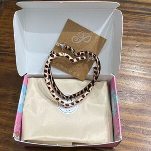 NEW Plunder Davis Earrings